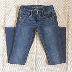 American Eagle Women’s Stretch Jean - Size 4 Short